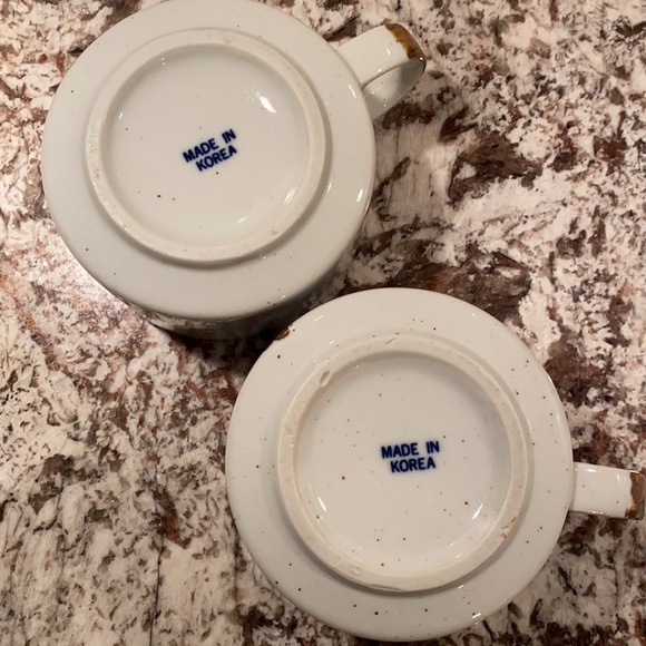 pair of vintage cherry blossom stoneware mugs - Picture 7 of 7